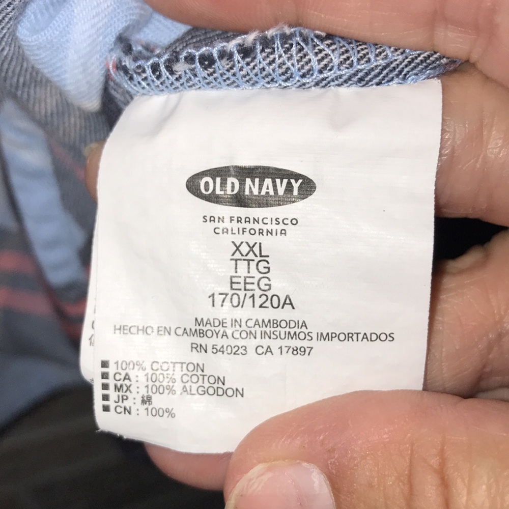 ✅Old Navy Partial Button Down Shirt - Picture 4 of 7